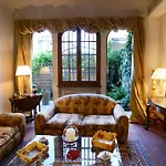 Ghepy House *